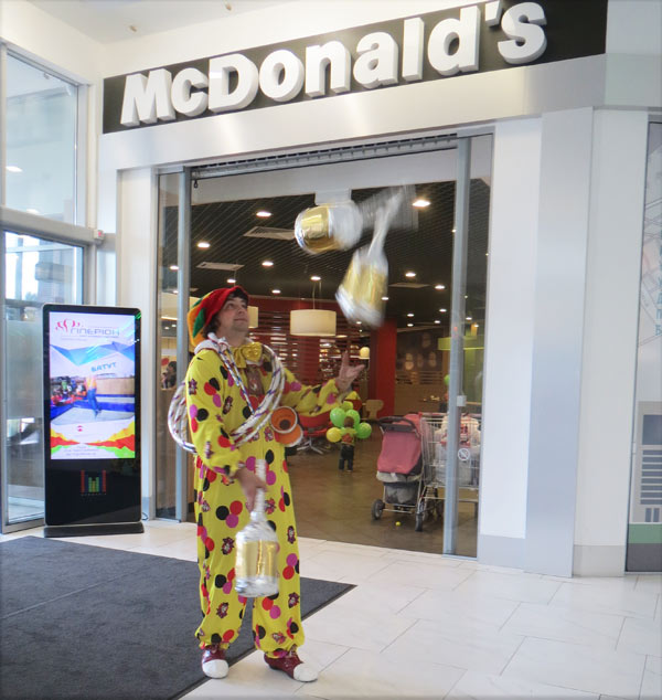 клоун жонглер в торговый центр