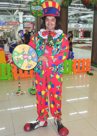 костюм клоуна взрослый купить красный комбинезон в горошек