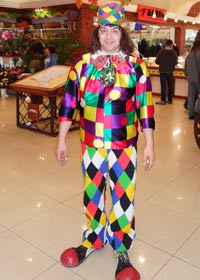 Клоунский костюм в большой цветной ромбик