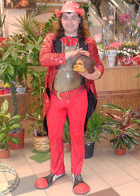 костюм мужской напрокат фрак красный